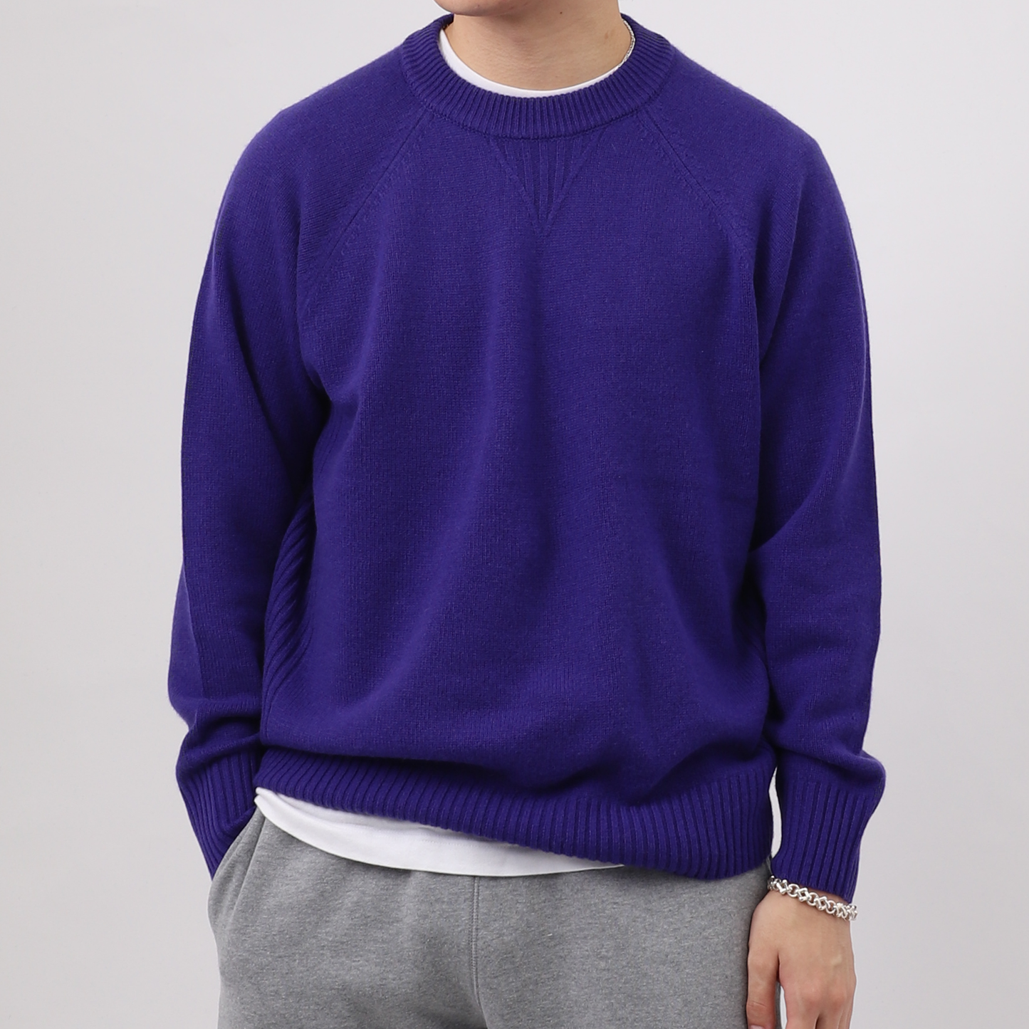 Ivy Crew Neck Cashmere Sweater