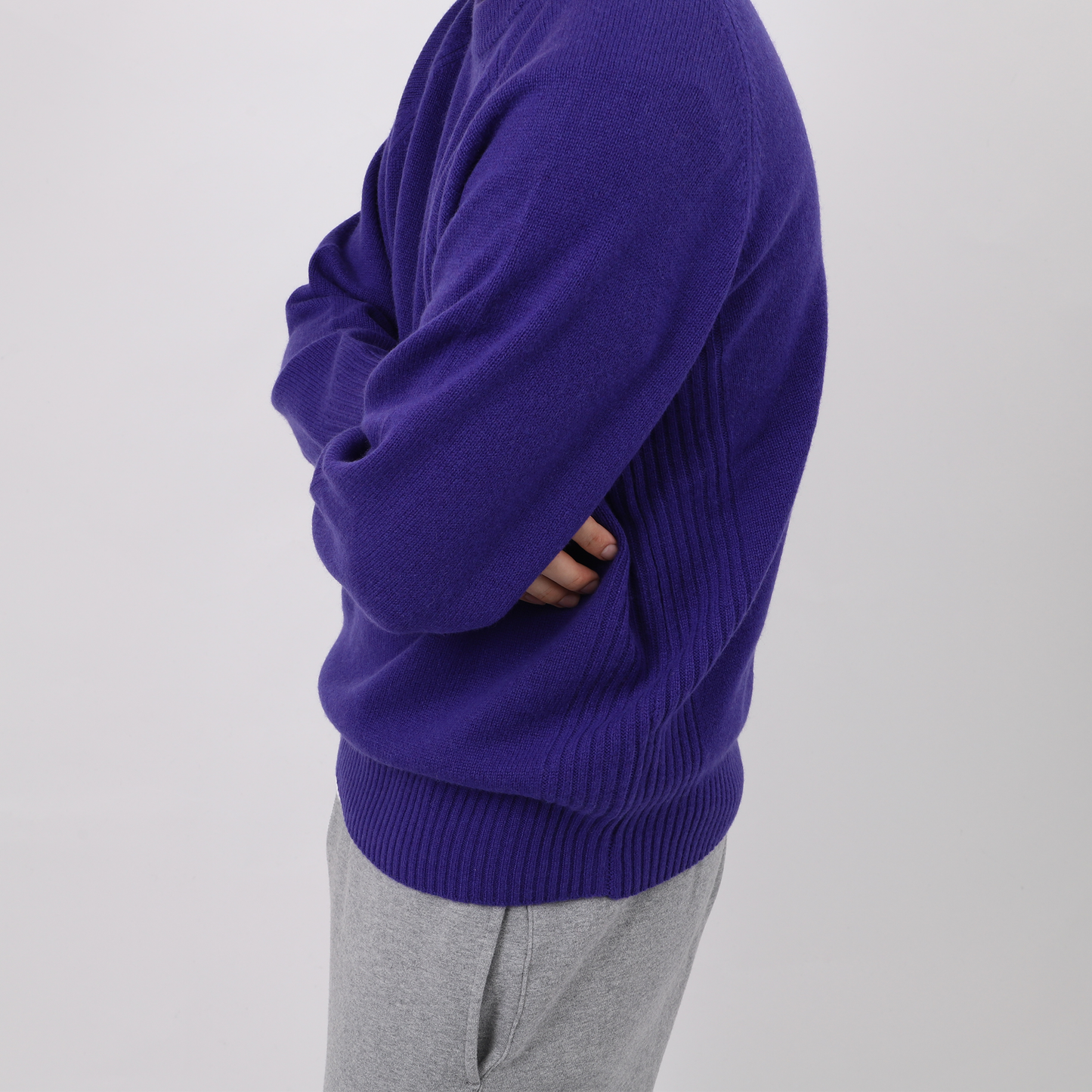 Ivy Crew Neck Cashmere Sweater