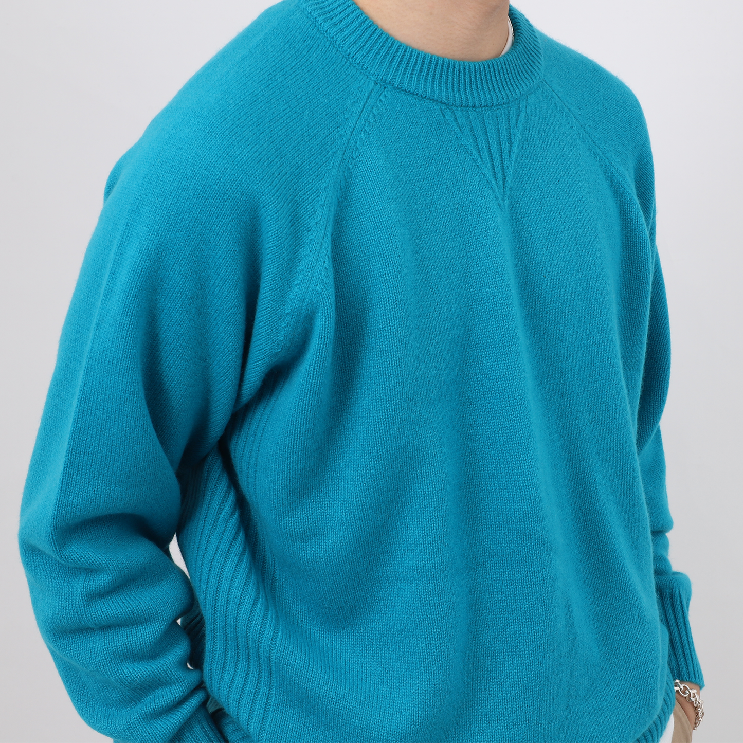 Ivy Crew Neck Cashmere Sweater