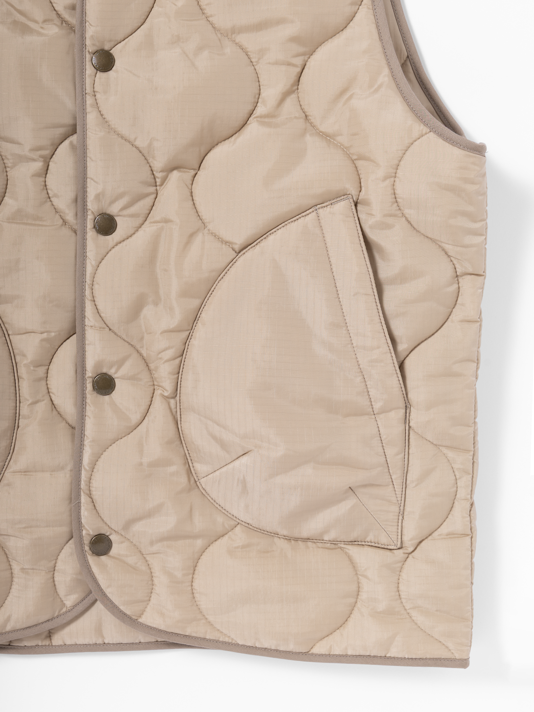 Waistcoat Quilt（ベスト） | D.C.WHITE 商品画像32