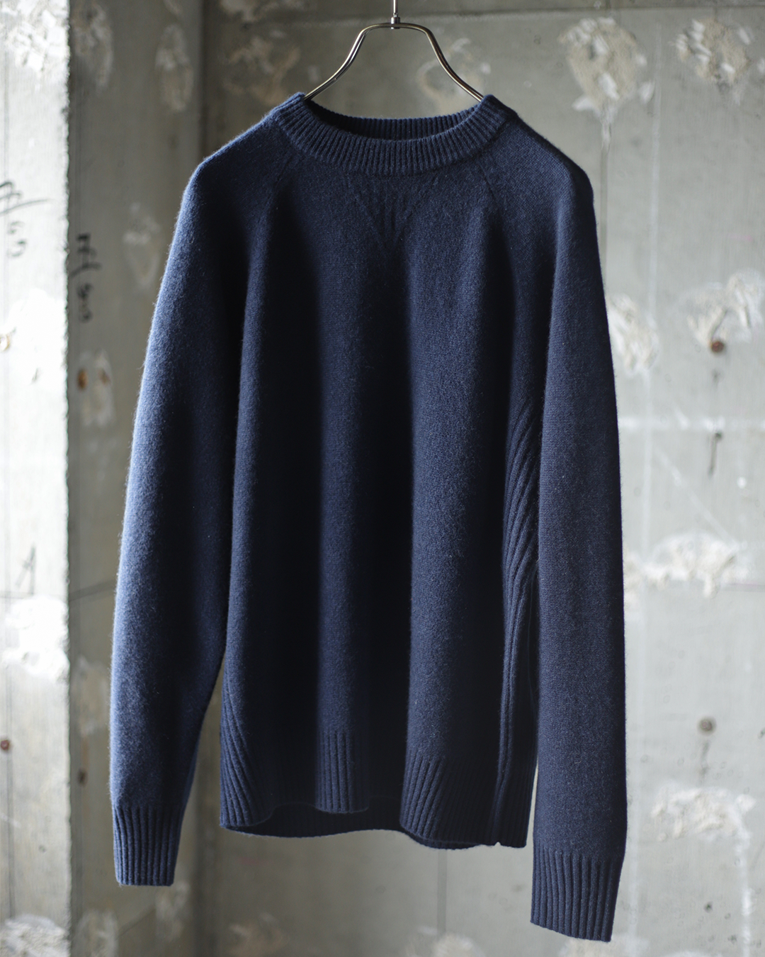 Ivy Crew Neck Cashmere Sweater