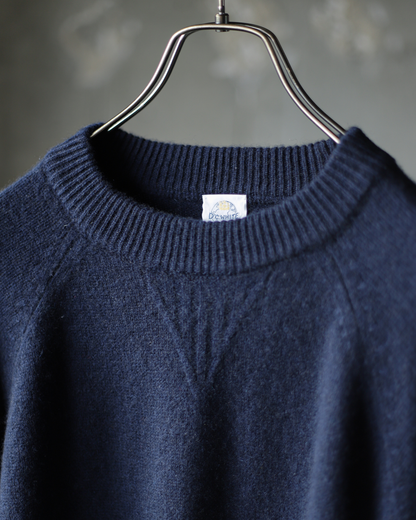 Ivy Crew Neck Cashmere Sweater