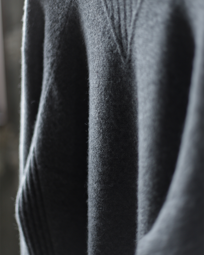 Ivy Crew Neck Cashmere Sweater