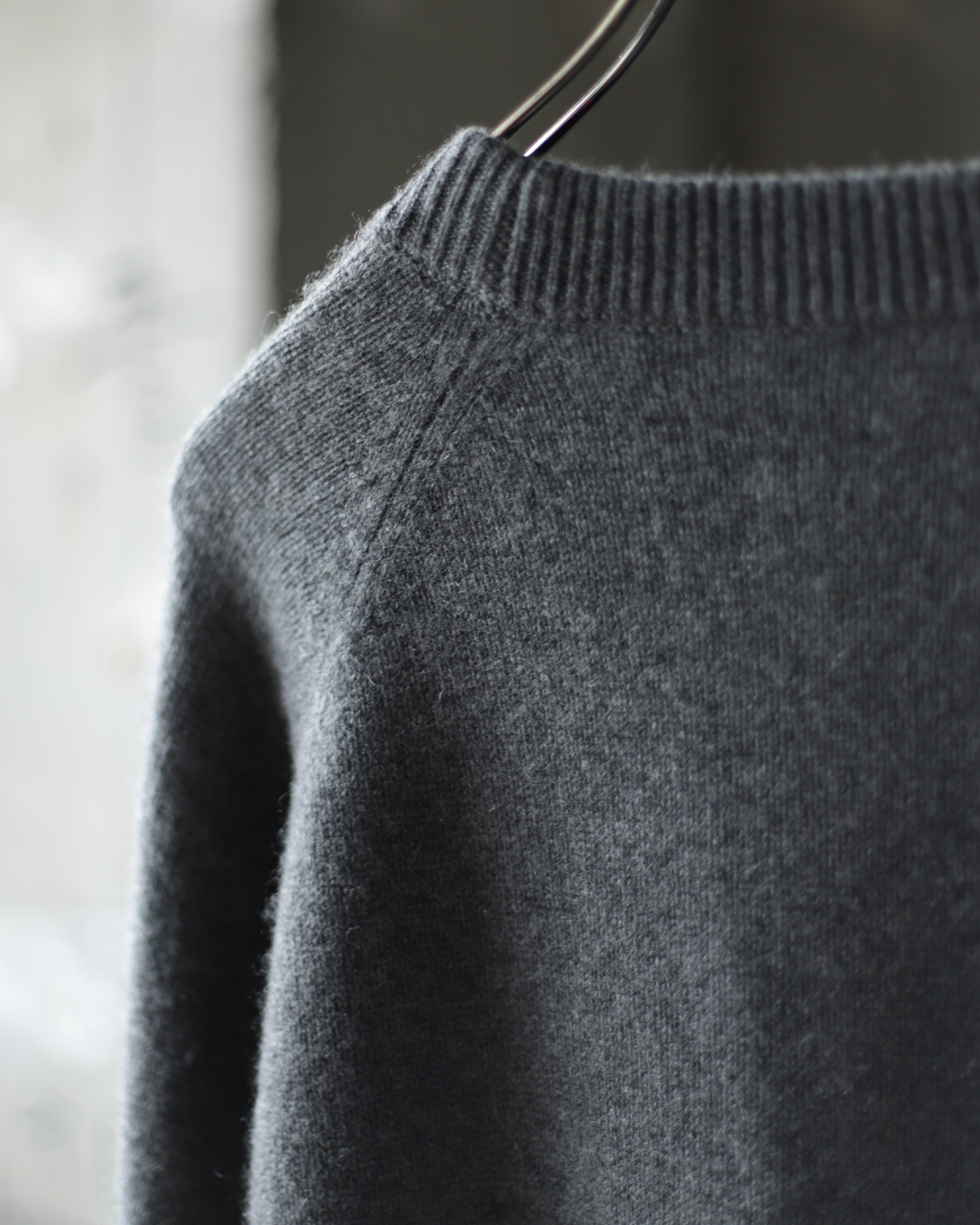 Ivy Crew Neck Cashmere Sweater