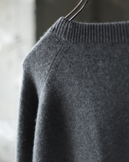 Ivy Crew Neck Cashmere Sweater